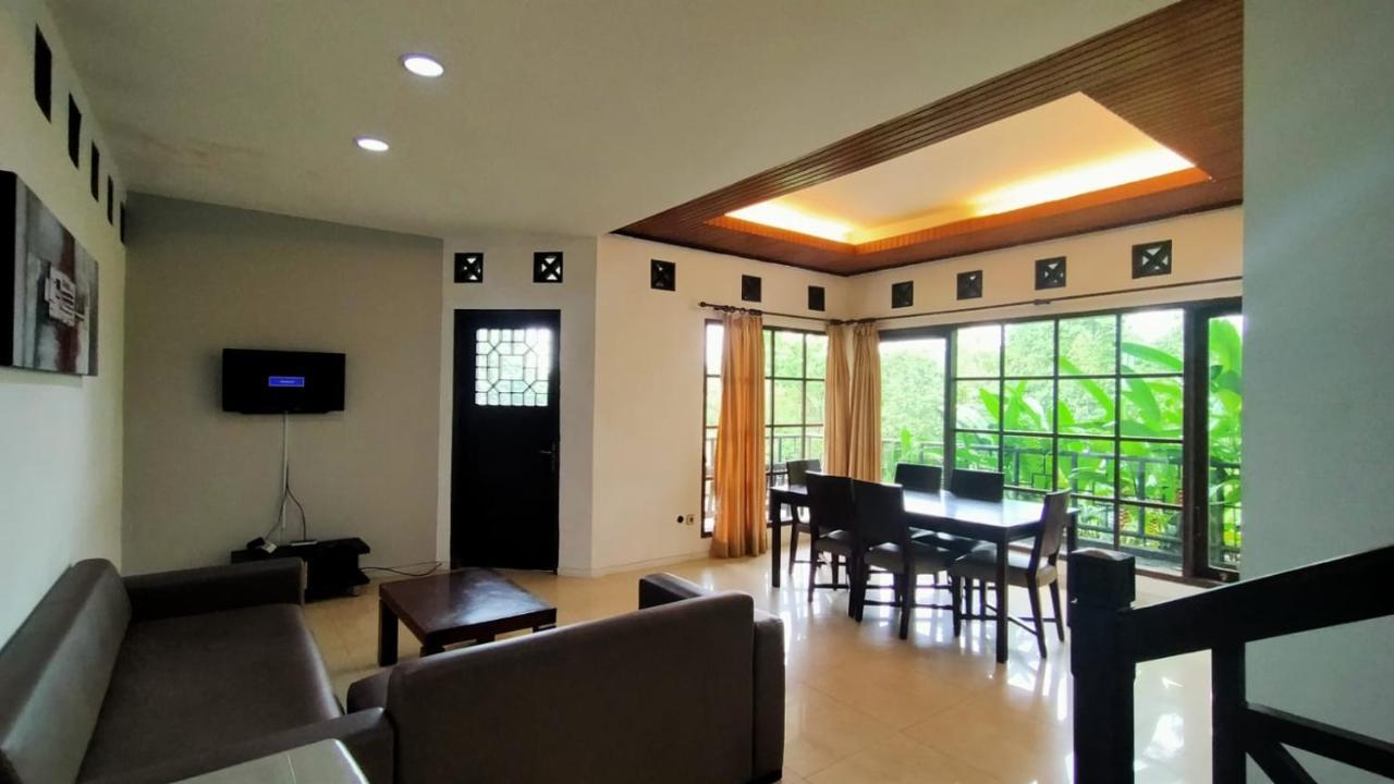 Gunung Geulis Cottages Managed By Royal Tulip Bogor Exterior photo