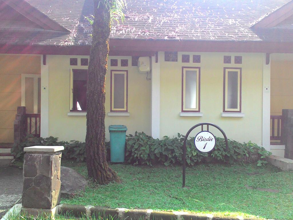 Gunung Geulis Cottages Managed By Royal Tulip Bogor Exterior photo